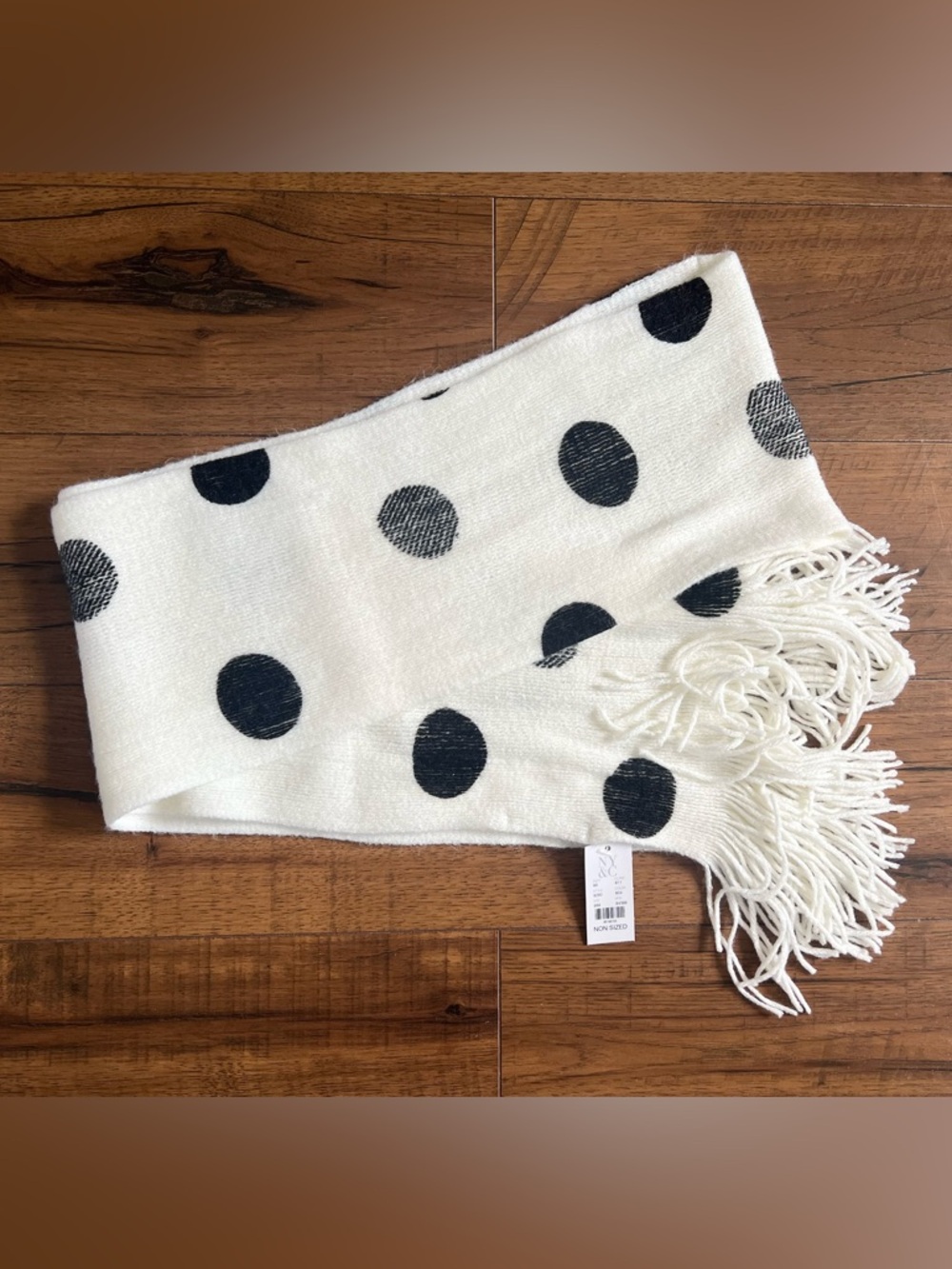 ❄️☃️ 2 Fringe Scarves